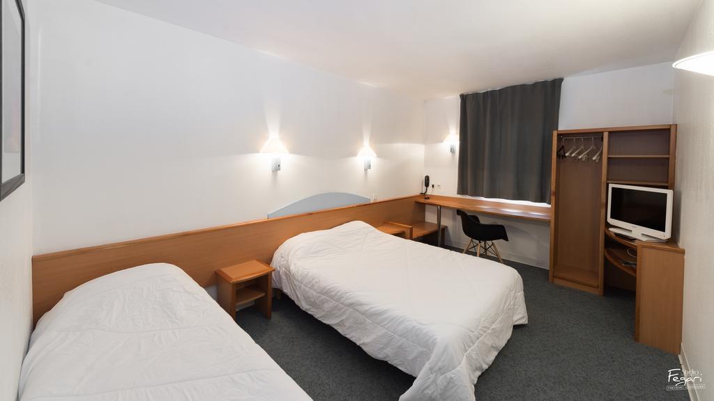Hotel First Rodez Camera foto